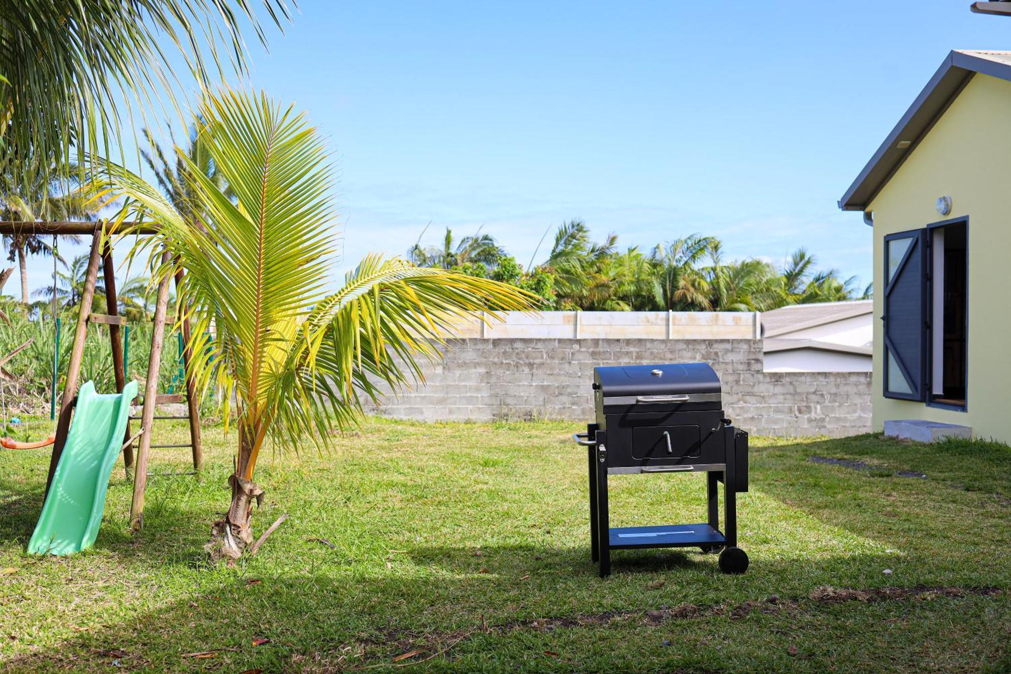 Baril Sucre - Piscine- Jardin - By Sister Home Saint-Philippe Extérieur photo
